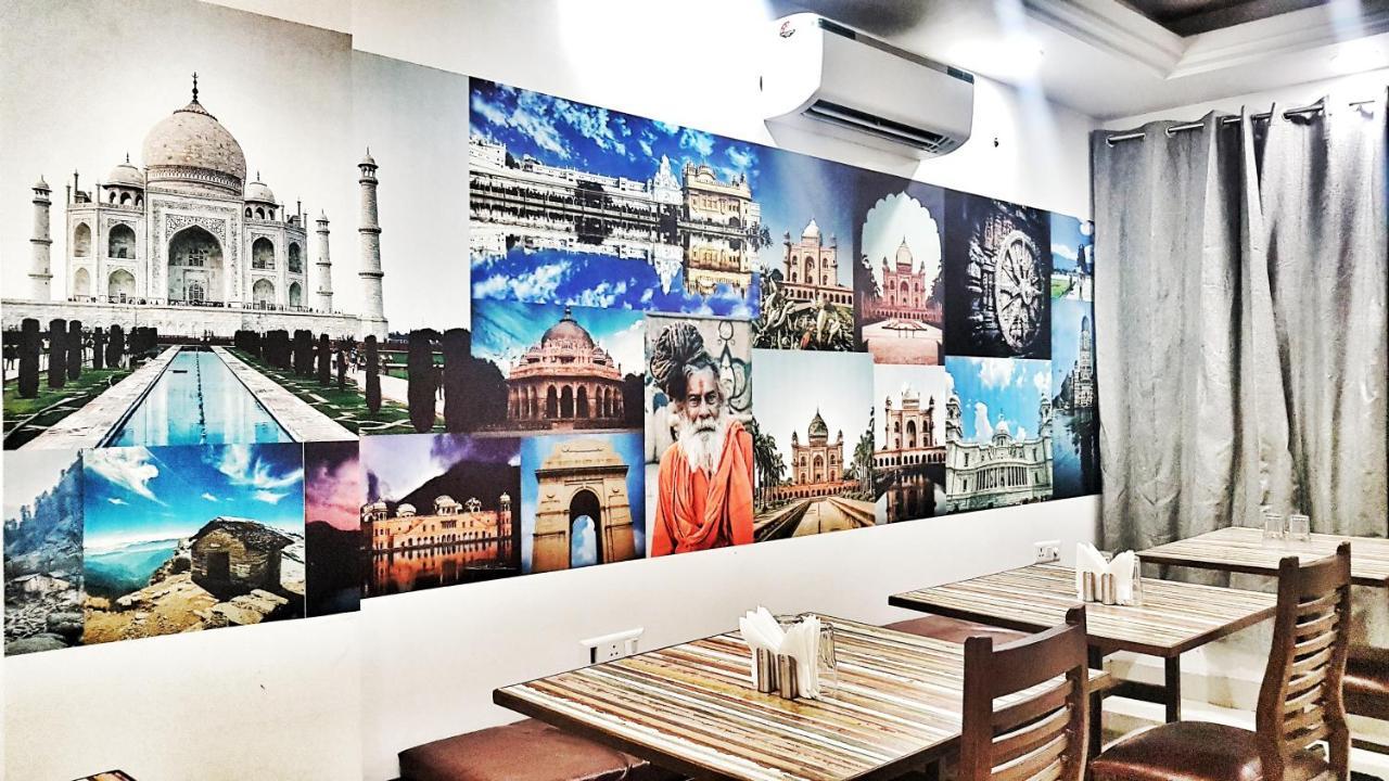 Hotel Aerocity Purple Orchid Új-Delhi Kültér fotó